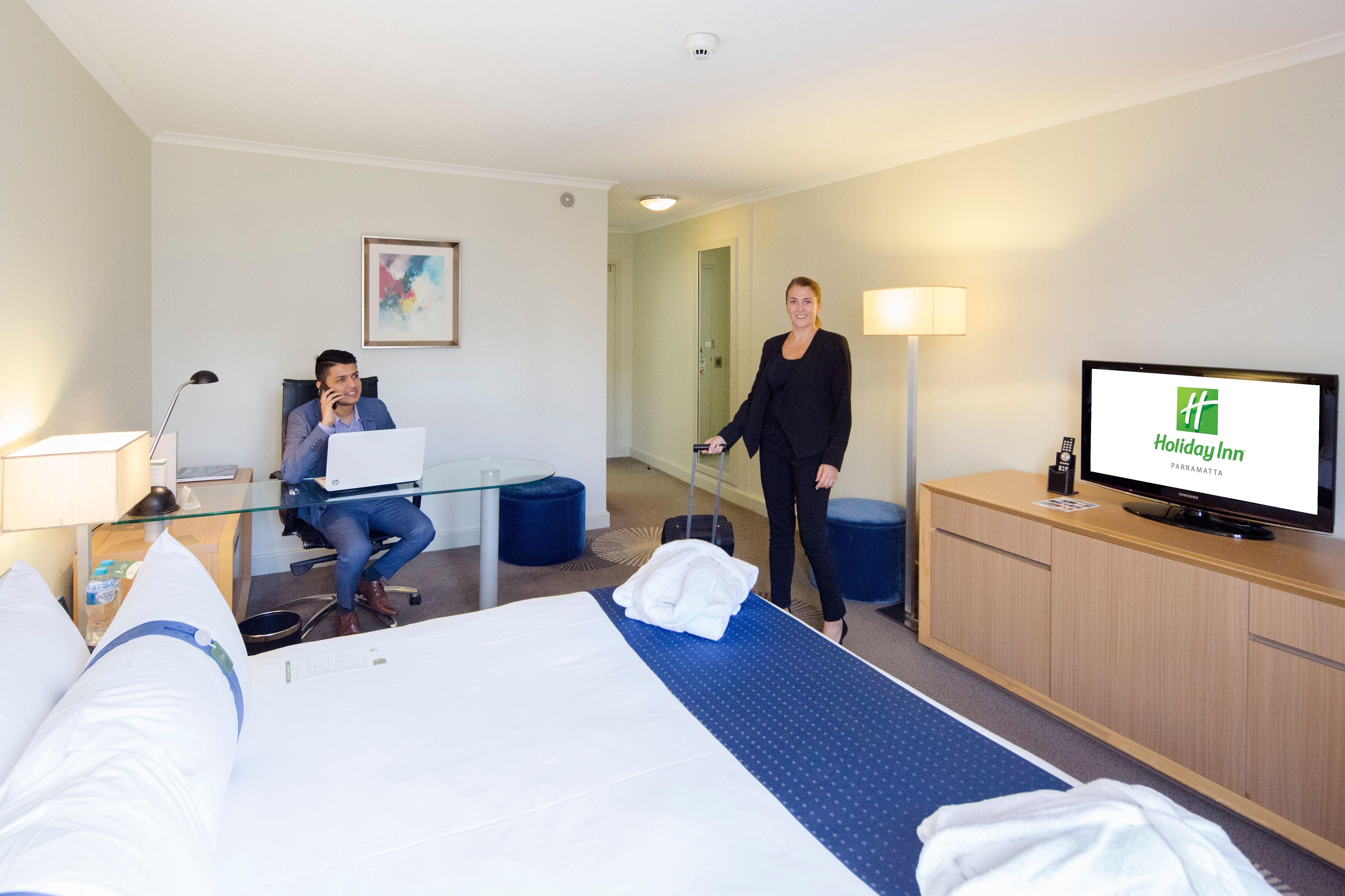 Holiday Inn Parramatta By Ihg Sydney Exterior photo