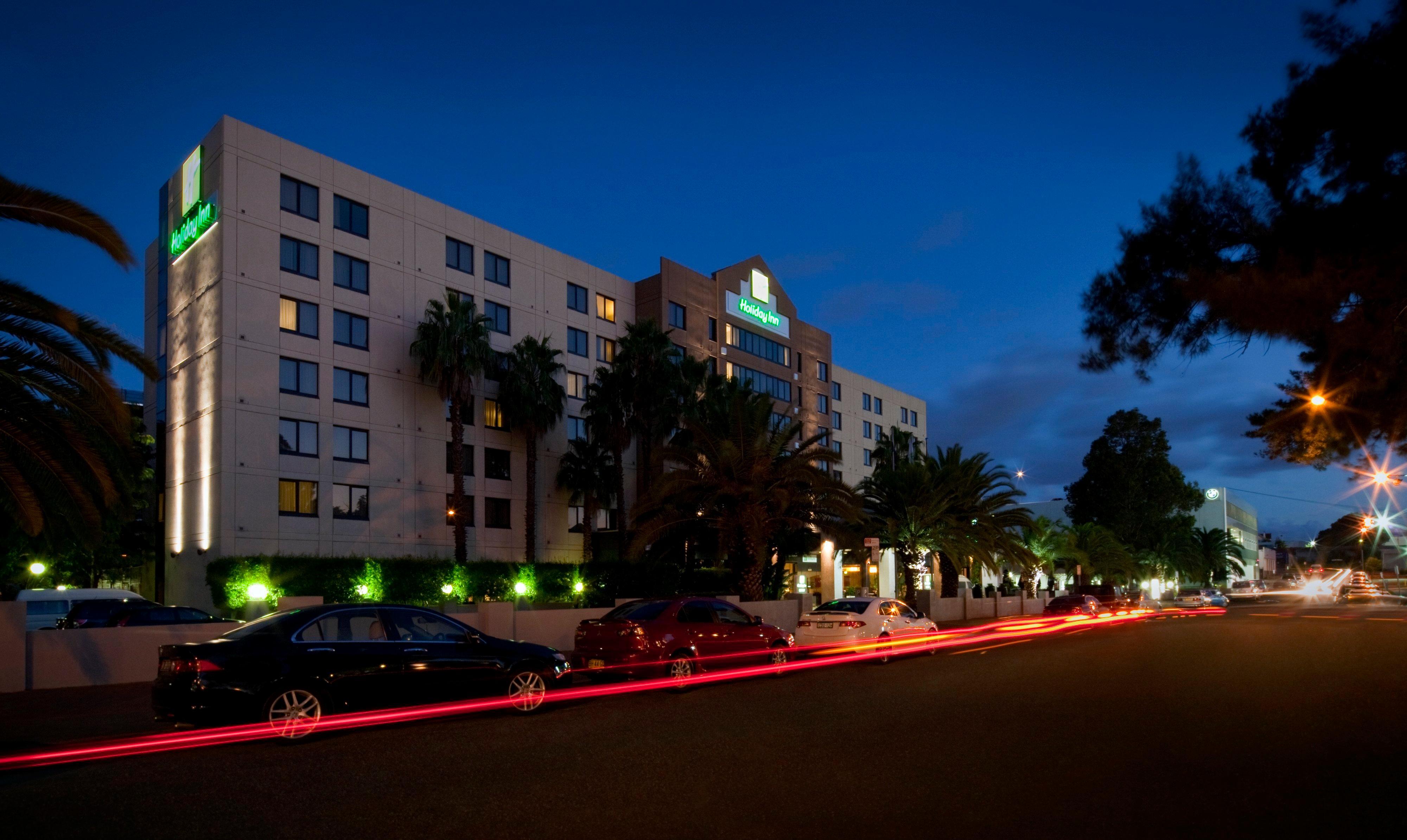 Holiday Inn Parramatta By Ihg Sydney Exterior photo