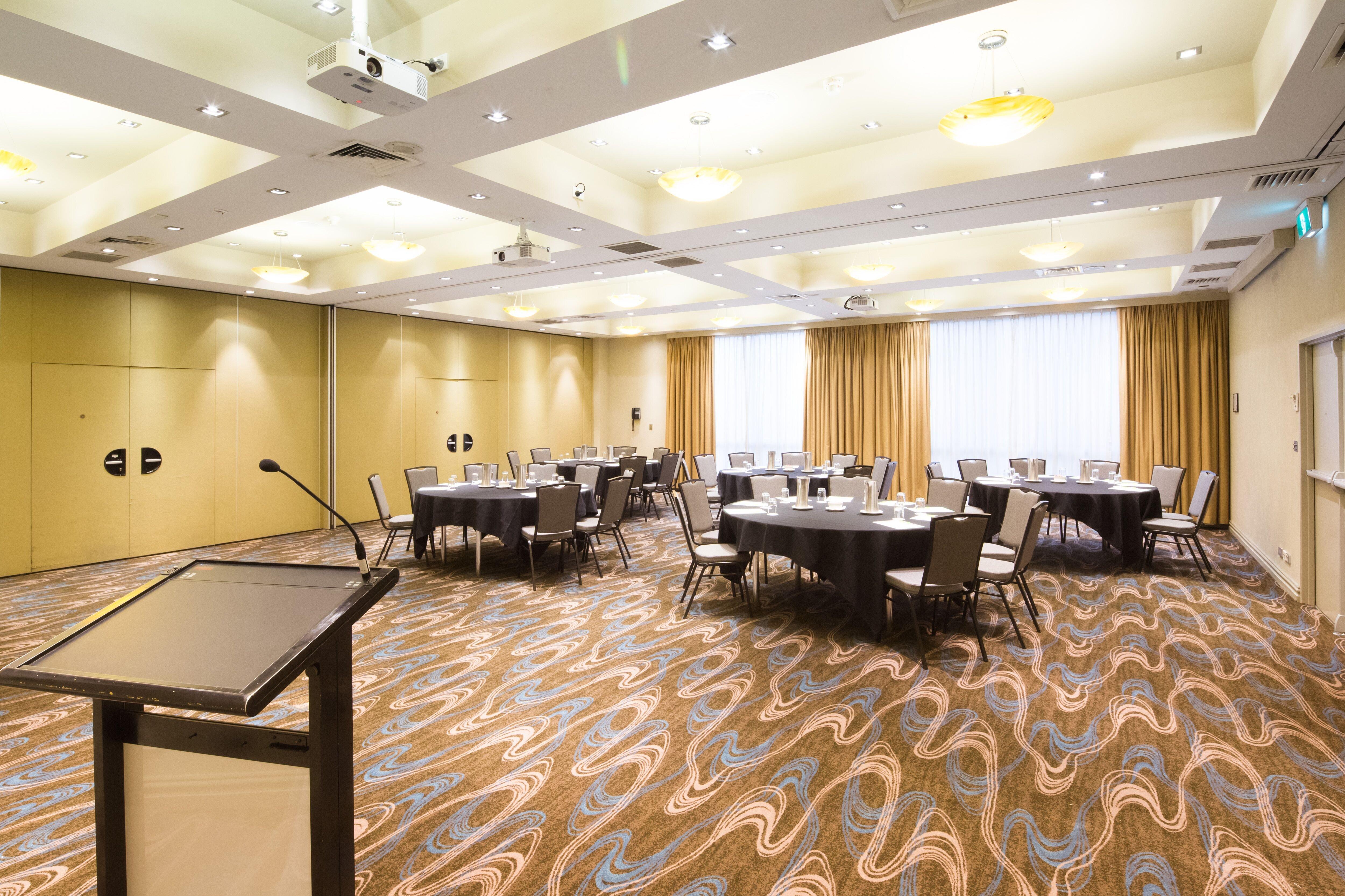 Holiday Inn Parramatta By Ihg Sydney Exterior photo