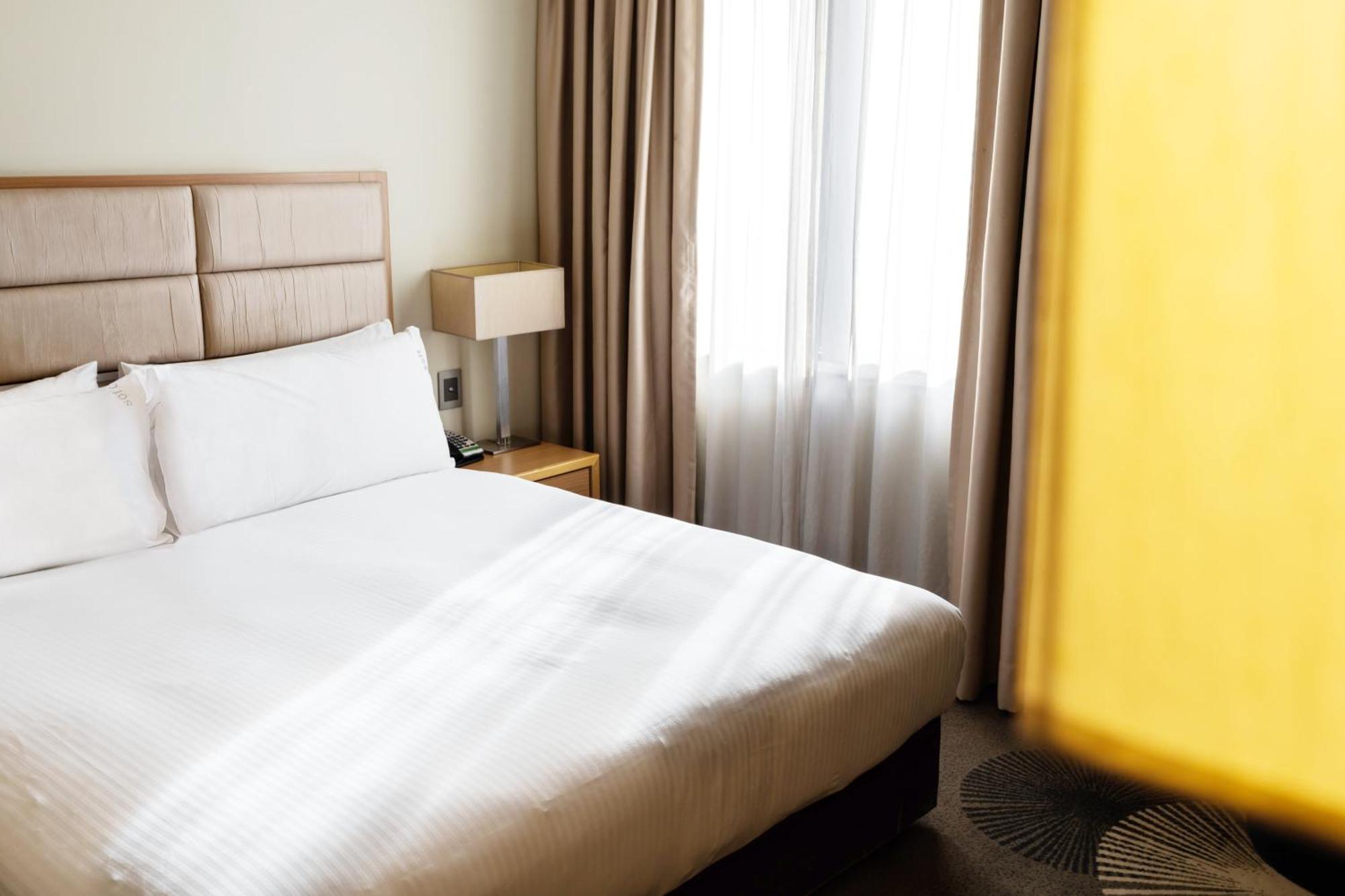 Holiday Inn Parramatta By Ihg Sydney Exterior photo